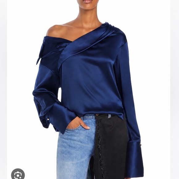 Hellessy Tops - HELLESSY size 6 Stella Asymmetrical 100% Silk Draped Blouse 4” cuffs  Navy $890